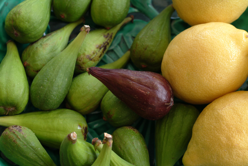 Figs-Lemons-DSCF0650 
 Figs and Lemons 
 Keywords: Figs Lemons Fruit